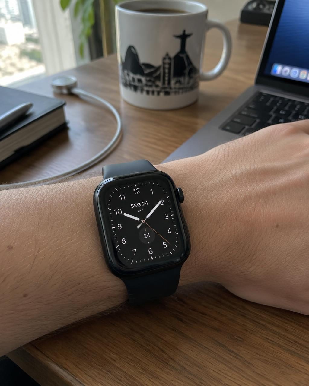 Apple Watch Series 9 45 mm