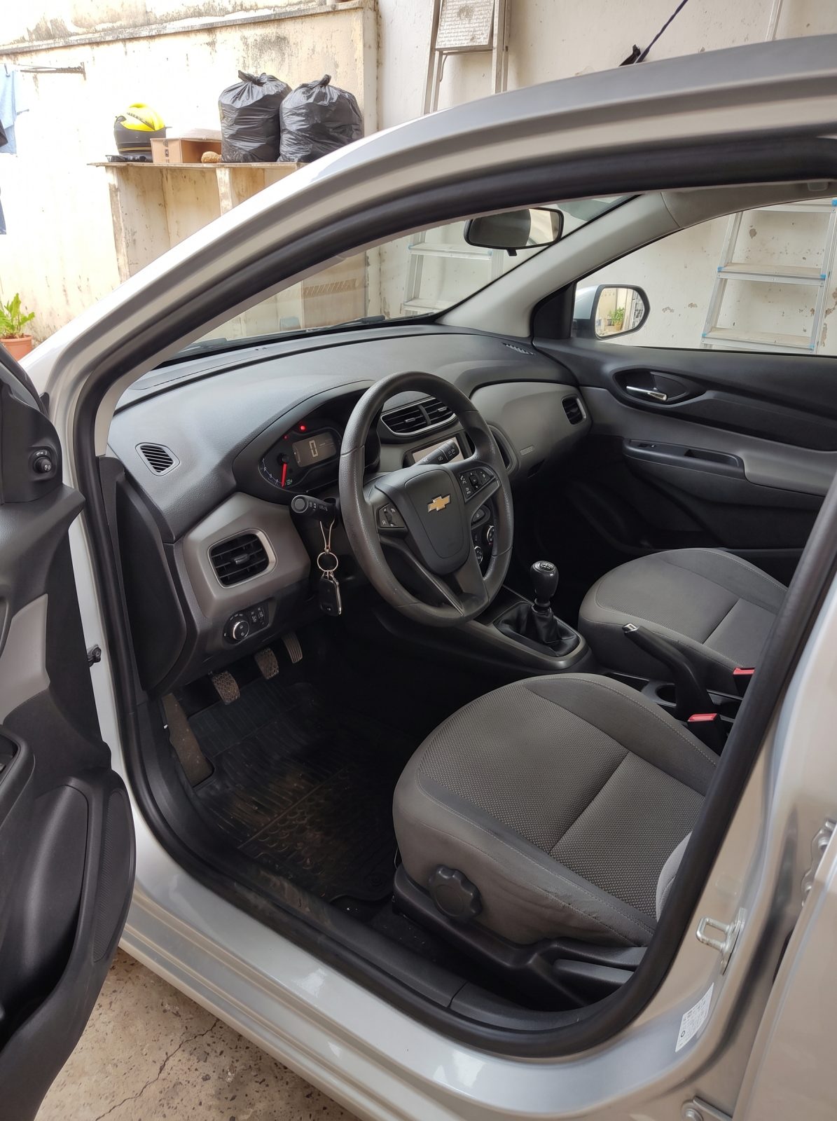 Chevrolet Onix LT 2019, único dono